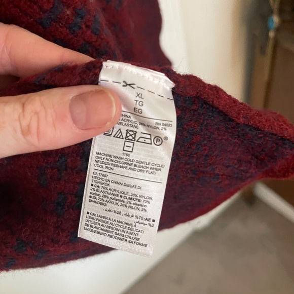 Old Navy Geometric Pattern Open Cardigan - Picture 6 of 8